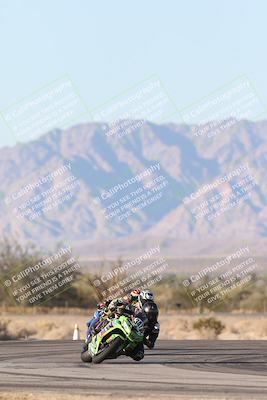 media/Dec-07-2025-CVMA (Sun) [[3e7d2de5dc]]/Race 16-Formula Middleweight/